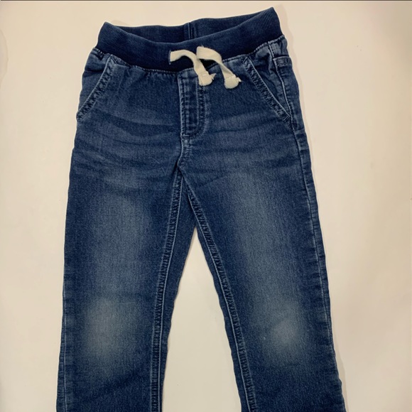 Gap Jeans in a Jogger Cut Size 5 - Picture 1 of 3